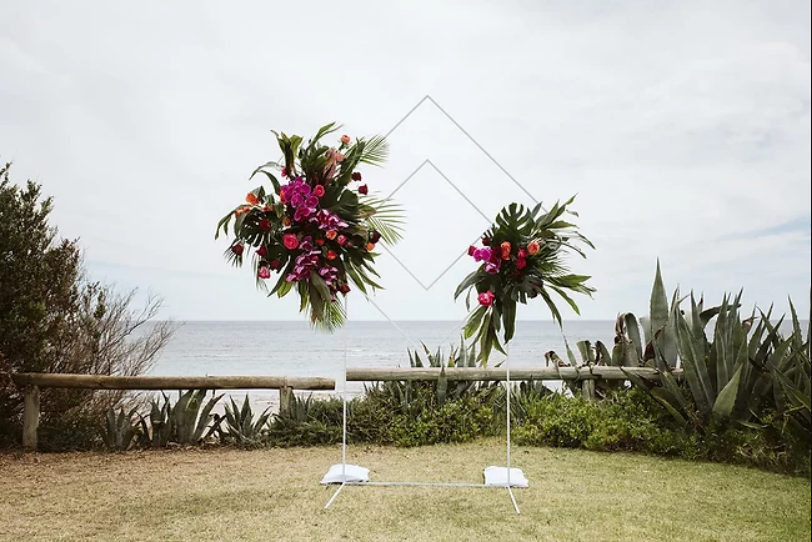 White Triangle Arbour